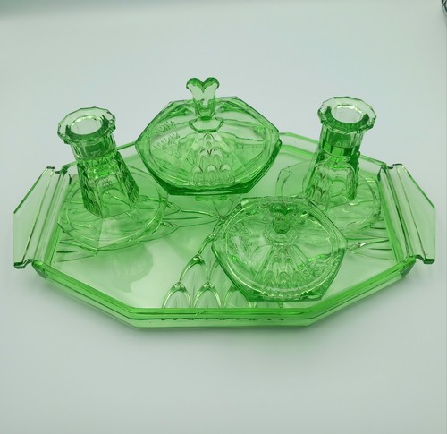 Uranium green glass art deco - uranium,