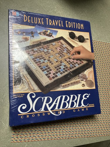 Sealed scrabble 1990 deluxe - scrabble,