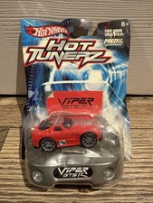 Hot Wheels Hot Tunerz 2002 Dodge Viper GTS-R 1:64 Scale