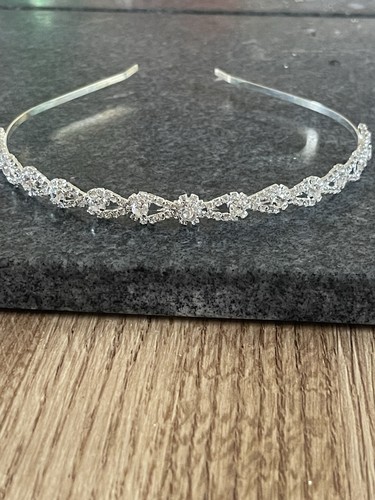Silver tone rhinestone crystal - silver,