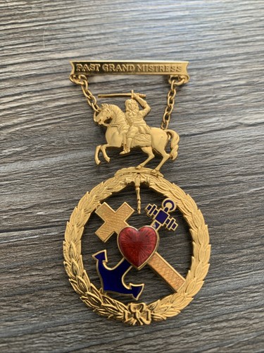 Masonic jewels past grand - jewels,