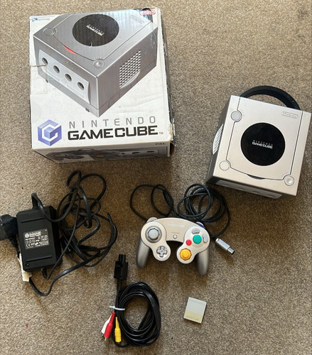 Nintendo gamecube silver - *nintendo,