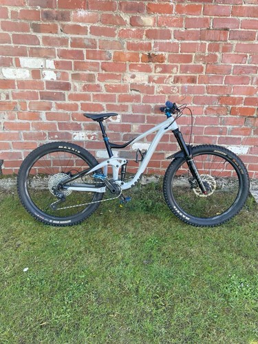 Giant trance 2023 full - giant, x3