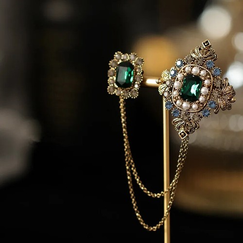Women baroque british style - women,