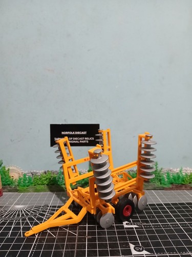 Britains farm toys - farm,