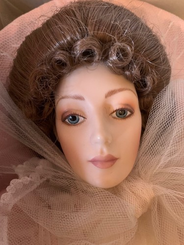 Franklin heirloom doll the - heirloom, doll.the