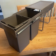 Howdens Anthracite Pull Out x2