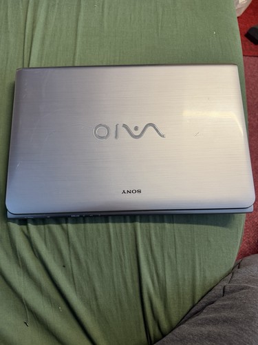 Sony vaio laptop - 15.6", grey