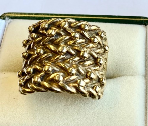 Large 9ct gold row - 9ct, 5-row