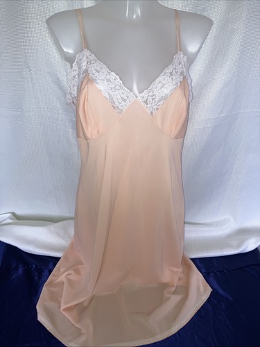 Vtg peach nylon - peach,