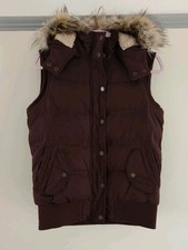 FAT FACE GILET VERY BERRY BURGUNDY HOOD BODYWARMER SHERPA FEATHER DOWN SIZE 10