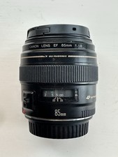 Canon EF 85mm f/1.8 USM
