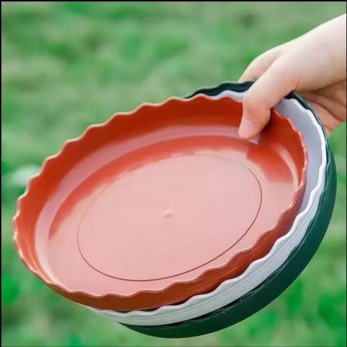 Medium large plastic - large,