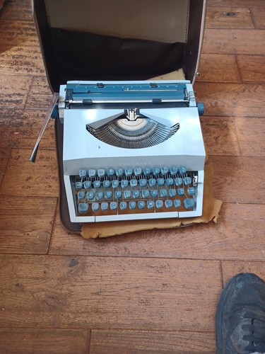 Imperial vintage portable - imperial,