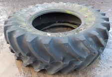 16.9R28 Titan Hi-Traction Lug Single Tractor Tyre (95% Tread Left)
