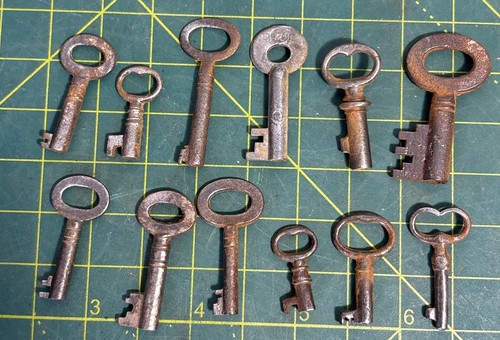 Antique job lot - antique, of