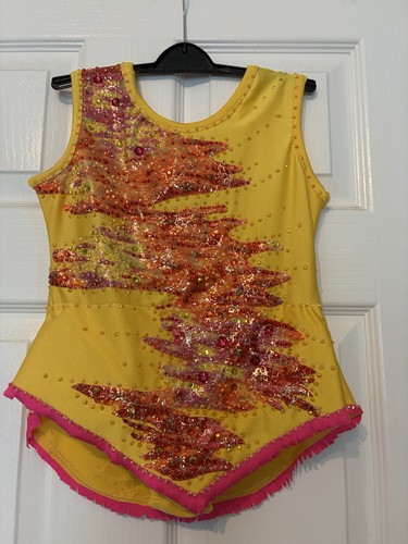 Very pretty rhythmic leo - rhythmic,