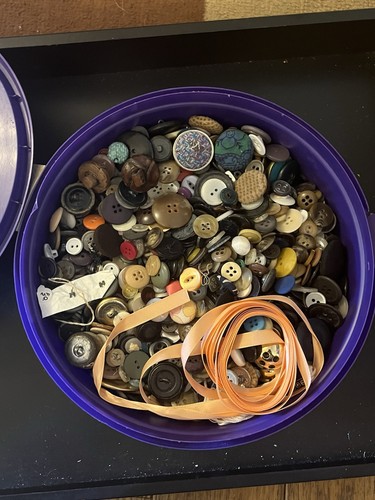 4kg buttons mixed colours - of,