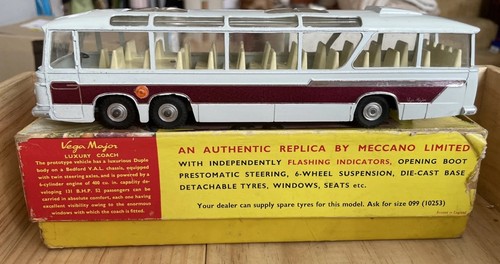 Dinky supertoys 952 vega - dinky,