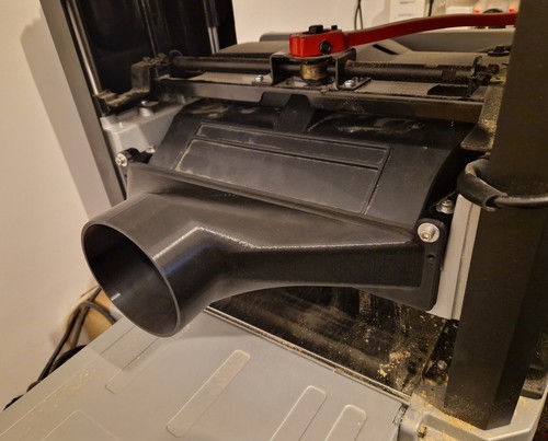 Improved extraction hood for