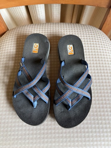 Teva women size olowahu - teva,