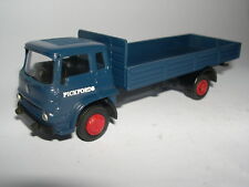 Promod Bedford TK dropside Pickfords 1:50th scale dark blue