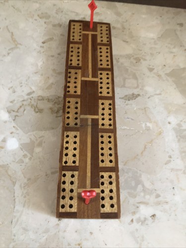 Vintage wooden cribbage board - vintage,