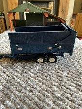 Britains 12-Ton Blue Marston