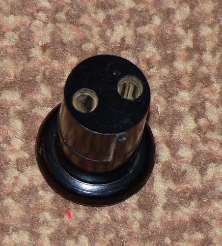 Bulgin pin bakelite plug - bakelite,