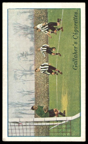 Gallaher footballers in - 'footballers,