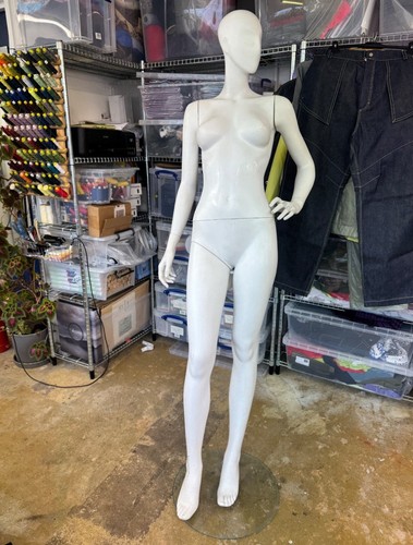 Female retail mannequin - female,