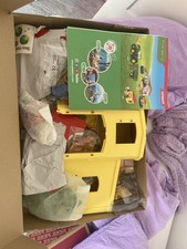 schleich farm world set. never used, in original packaging, but opened. 