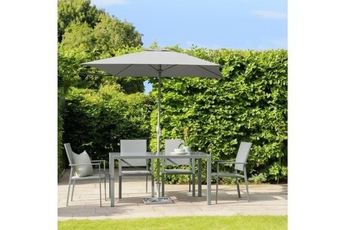 New four seater metal - four,