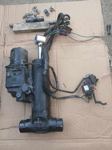 Evinrude etec 75hp - etec,
