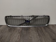VOLVO V70 2005 FRONT BUMPER CHROME GRILLE 08693346