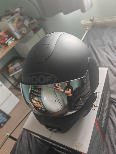 Roof motorcycle helmet - roof,