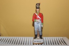 PORCELIAN FIGURINE OF THE  LINE INFANTRY NAPOLEONIC (GP)