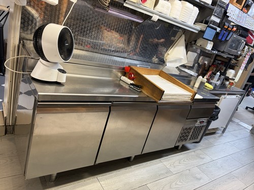 Pizza prep counter fridge - prep,