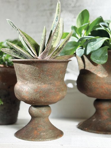 Small mini urn pot rust - urn,