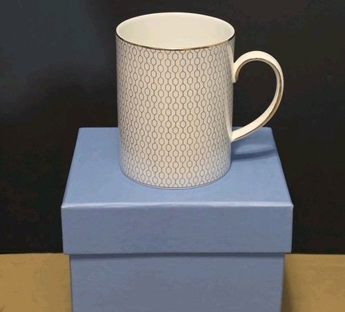 Wedgwood bone china gio gold - bone,