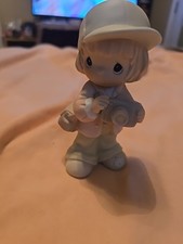 Precious Moments SAY CHEESE! Collectors Club S. Butcher Figurine C0018 1997 EUC