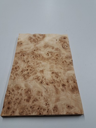 Poplar burr veneer 1 - burr,