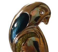 LC LIZ CLAIBOURNE GOLD TONE GREEN ENAMEL TROPICAL MACAW PARROT PIN BROOCH