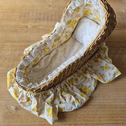 Vintage small wicker - small,