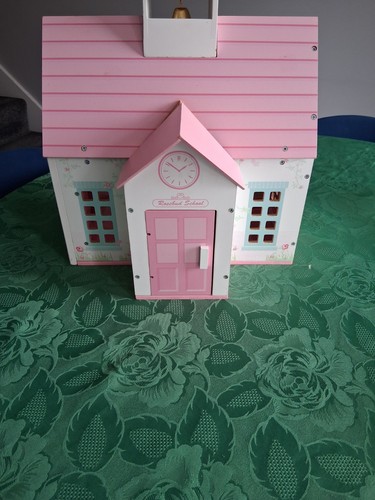 Elc wooden rosebud scool and - rosebud,