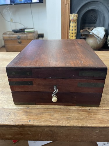 Lovely antique mahogany coin - antique,
