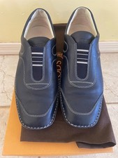 EUC Tod's Navy Leather Slip On Loafers Driving Shoes Sneakers Size 6.5 MSRP $775