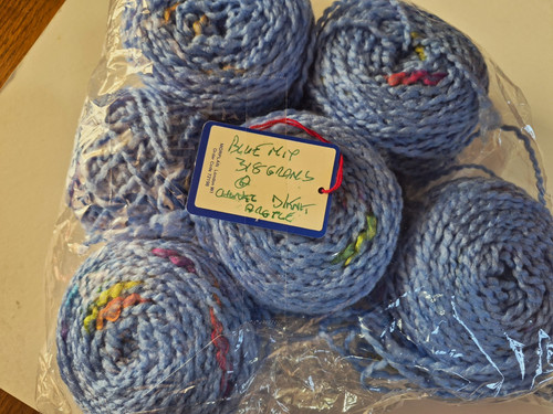 Blue mix chunky - wool, yarn