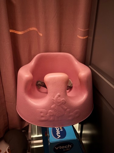 Bumbo baby seat with straps - with,