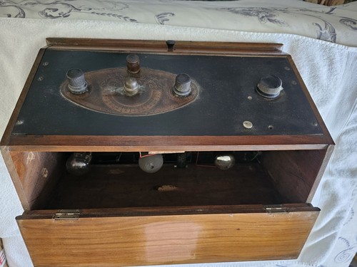 Vintage valve radio - valve,
